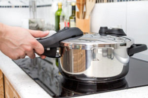 Tipps und Tricks rund ums Kochen mit Schnellkochtöpfen